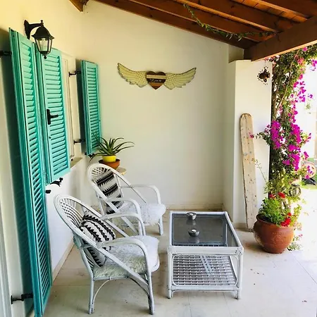 Driftwood Beach House, Corfu Holiday home *